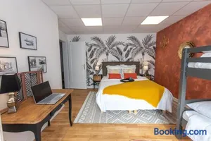 Image of Maison Chaleureuse avec parking gratuit sur place