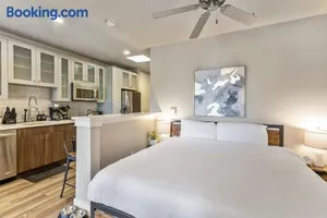 Image of Golf Simulator Delta Salt Palace Gym King Bed