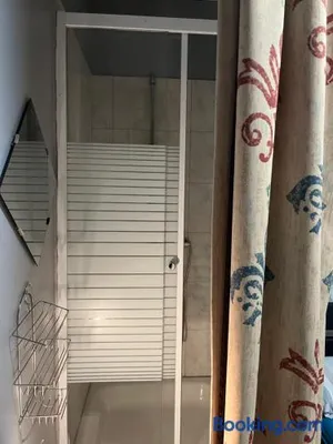 Image of Hipokratios 3 Zimmer mit Gemeinschaft WC