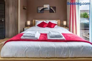 Image of SUITE ET CHAMBRES COSY CHEZ A&M -ELEGANT HOME, CALME, CAMPAGNE, PARKING gratuit