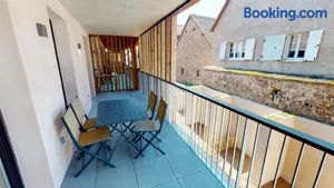 Image of Au Pied Du Mont 1 free parking