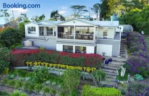 Image of Flaxton residence with spectacular coastal views