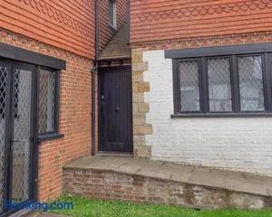 Image of 2 Ringles Place