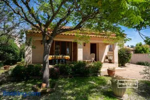 Image of Maison climatisée avec grand jardin ombragé