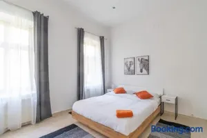 Image of Centre Apartments