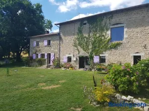 Image of Les Pierres Davélie