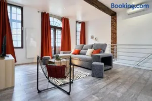 Image of T3 Loft moderne grande terrasse Douai centre