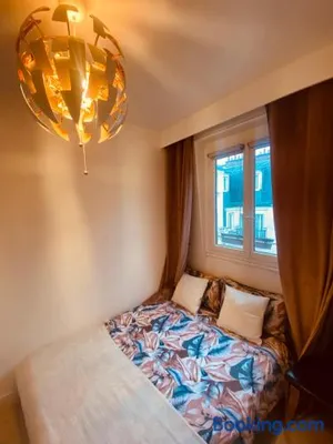 Image of Fully equipped Studio in the heart of Paris - Area champs Elysées