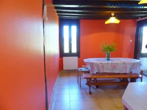 Image of Maison solognote avec piscine chauffée, jardin et équipements complets près du Pal. - FR-1-489-12