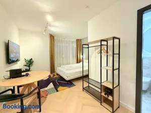 Image of Stayzz by Homyzz