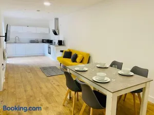 Image of Ten - Central Apartment - Contractors Professionals