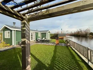 Image of NEW - Private Residence with Sauna - on a lake near Amsterdam