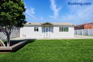 Image of Cozy and Quiet Front House