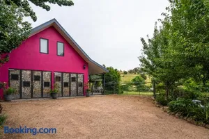 Image of Magenta Cottage