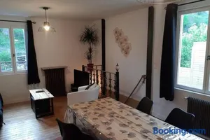 Image of La Petite Maison Dans la Vallée