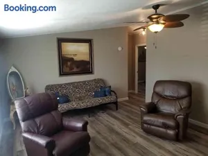 Image of Lakefront Dockside Cabin - 35