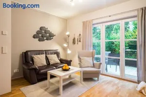 Image of Strandleben 02 - Dora Koch-Stetter