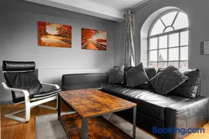 Image of The Penthouse Gathering - Town Centre - Sleeps Up To 16