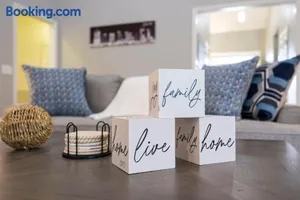 Image of Nashville Getaway - Spacious & Comfortable! Guests Love It!