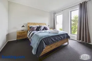 Image of Escape on Wannon
