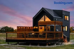 Image of Modern Tiny Cabin, with Hot tub in Choteau MT