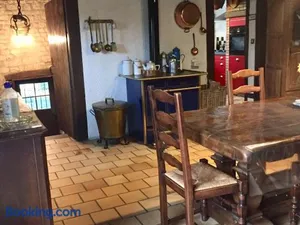 Image of Charmante maison historique avec jardin à Vadelaincourt - Charme, cheminée, et sérénité - FR-1-585-67