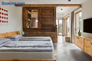 Image of Am Wildbachberg - Luxus Ferienhäuser mit Infinitypool, Privatsauna und Weinkeller