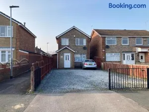 Image of Hullidays East Modern Detached 3 Bed House