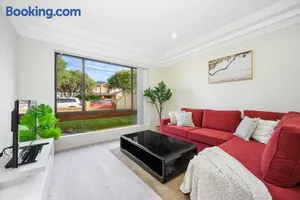 Image of Liverpool Oasis 5BR Home for Groups and Families