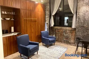 Image of 3E-Cozy! Micro apartment! in Oakland, sleeps 1