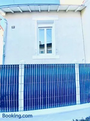 Image of Jolie maison avec jardin au calme en ville