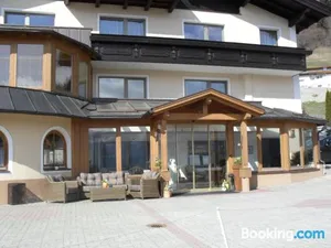 Image of Apart Hotel Ideal