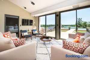 Image of La Villa face au Lac