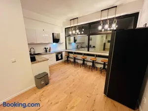 Image of Big Apartment l 18 Beds l Free Parking l WiFi l