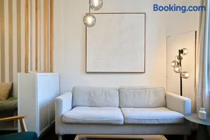 Image of Renovated 3 bedroom house with terrace