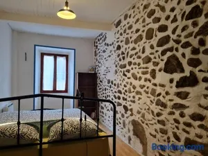 Image of La Maison-frite, pour un séjour insolite à Foix !