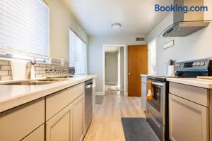 Image of 5 Beds, 2 Full Baths, w/Gazebo, w/Fenced Backyard