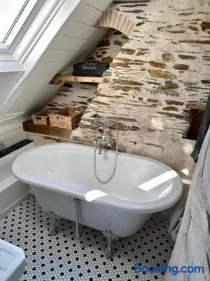Image of Le Petit Tinténiac - T2 cosy au cœur de la Doutre