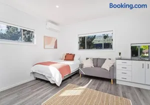 Image of Sip and Dip - Woonona