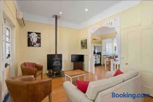 Image of Montrose Farm Stay - Charming 2 bedroom cottage