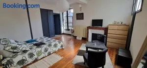 Image of Spacieuse Suite Maison de Ville - 4 Personnes