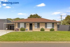 Image of Broadwater Beach Cottage