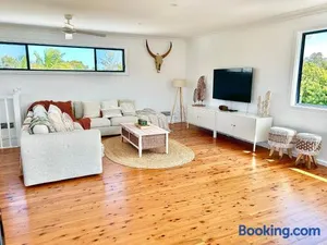 Image of Long Jetty Lake House