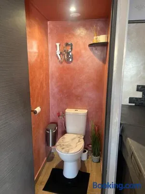 Image of Douceur d’une nuit (studio avec jaccuzi privatif)