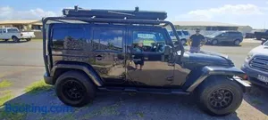 Image of CampCar Maui Jeeps SUVs Hybrid Camper van Rentals with equipment and Travel Advice