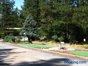 Image of Golden Chain Motel