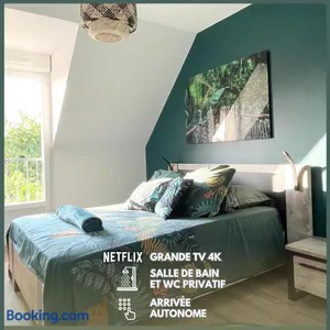 Image of Chambre Evasion - SDB WC Privatif - Entrée autonome - Grande TV NETFLIX