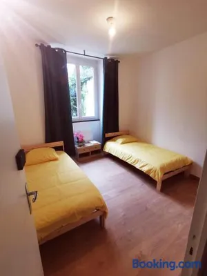 Image of Appartement Prés de la gare RER C-Spacieux 4 pièces