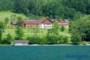Image of Haslbauer