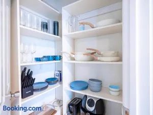 Image of [L] House of Blues minutes KU/Mass & Shopping